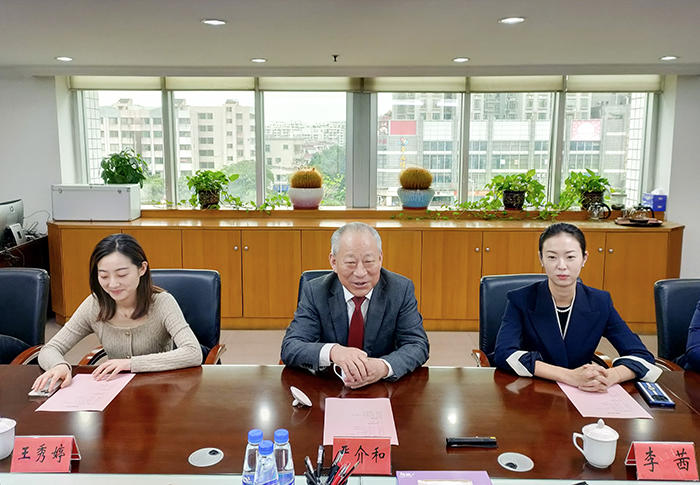 嚴(yán)介和理事長(zhǎng)應(yīng)邀同廣東省中山市石岐街道黨工委書記勞國(guó)南會(huì)談1.jpg